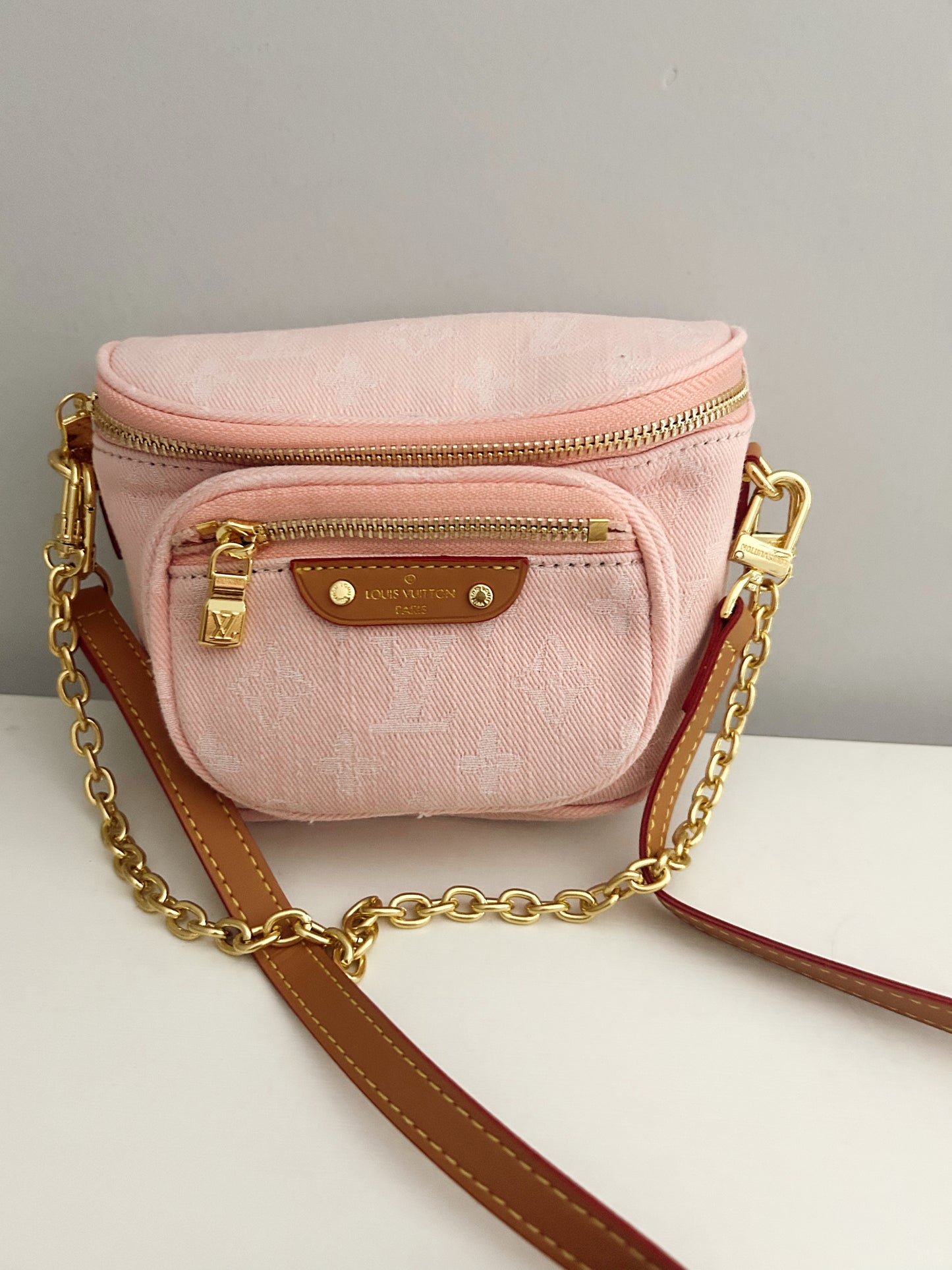 Lindy bag