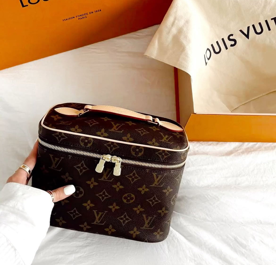 Landy make up bag
