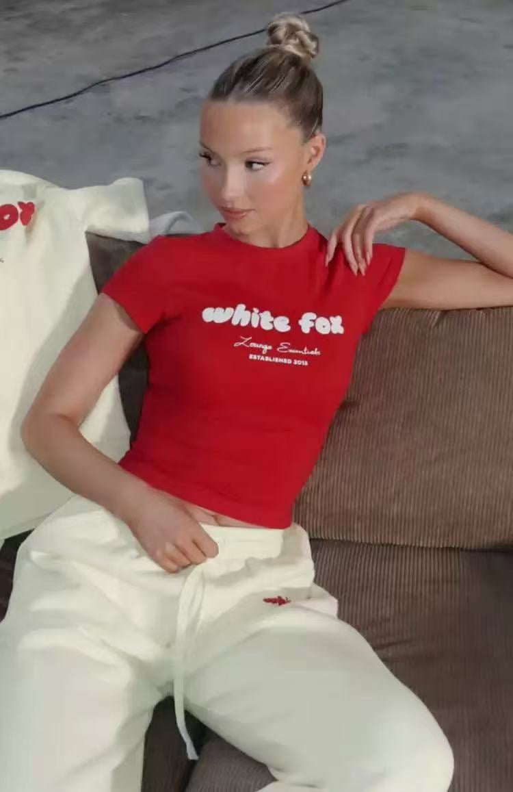 Maddie tee