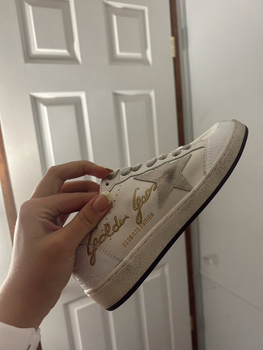Kelly shoe